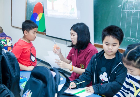 ภาพกิจกรรม คณะวิทยาศาสตร์และเทคโนโลยี จัดกิจกรรมค่ายวิทยาศาสตร์โรงเรียนอนุบาลกำแพงเพชร