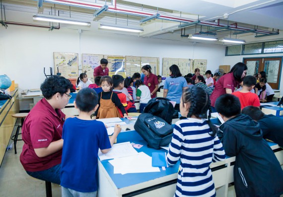 ภาพกิจกรรม คณะวิทยาศาสตร์และเทคโนโลยี จัดกิจกรรมค่ายวิทยาศาสตร์โรงเรียนอนุบาลกำแพงเพชร