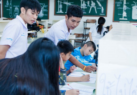 ภาพกิจกรรม คณะวิทยาศาสตร์และเทคโนโลยี จัดกิจกรรมค่ายวิทยาศาสตร์โรงเรียนอนุบาลกำแพงเพชร