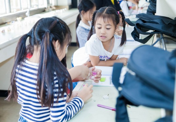 ภาพกิจกรรม คณะวิทยาศาสตร์และเทคโนโลยี จัดกิจกรรมค่ายวิทยาศาสตร์โรงเรียนอนุบาลกำแพงเพชร