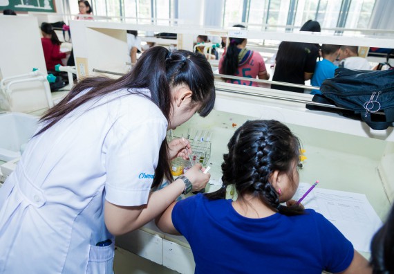 ภาพกิจกรรม คณะวิทยาศาสตร์และเทคโนโลยี จัดกิจกรรมค่ายวิทยาศาสตร์โรงเรียนอนุบาลกำแพงเพชร