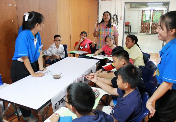 ภาพกิจกรรม คณะวิทยาศาสตร์และเทคโนโลยี จัดกิจกรรมค่ายวิทยาศาสตร์โรงเรียนอนุบาลกำแพงเพชร