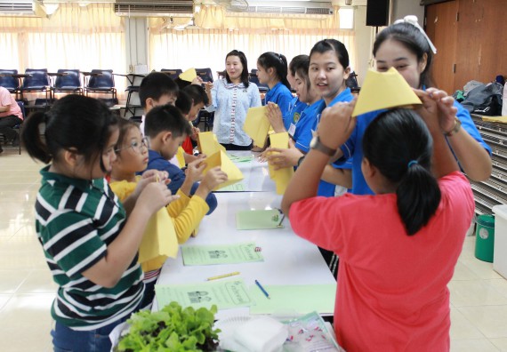 ภาพกิจกรรม คณะวิทยาศาสตร์และเทคโนโลยี จัดกิจกรรมค่ายวิทยาศาสตร์โรงเรียนอนุบาลกำแพงเพชร