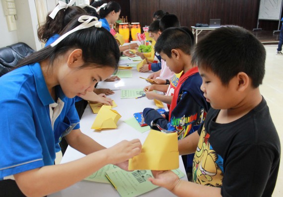 ภาพกิจกรรม คณะวิทยาศาสตร์และเทคโนโลยี จัดกิจกรรมค่ายวิทยาศาสตร์โรงเรียนอนุบาลกำแพงเพชร