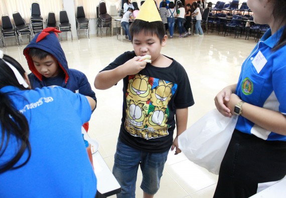 ภาพกิจกรรม คณะวิทยาศาสตร์และเทคโนโลยี จัดกิจกรรมค่ายวิทยาศาสตร์โรงเรียนอนุบาลกำแพงเพชร