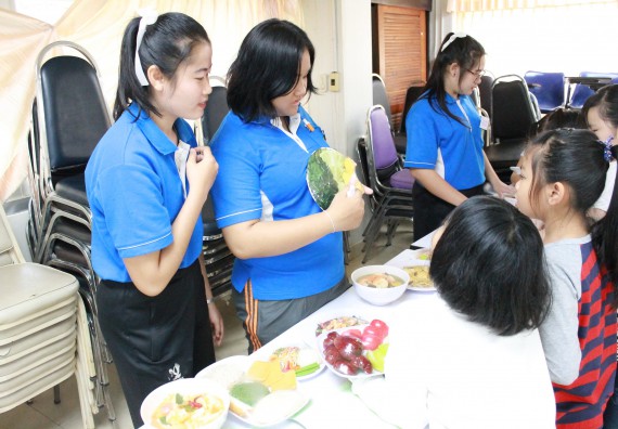 ภาพกิจกรรม คณะวิทยาศาสตร์และเทคโนโลยี จัดกิจกรรมค่ายวิทยาศาสตร์โรงเรียนอนุบาลกำแพงเพชร