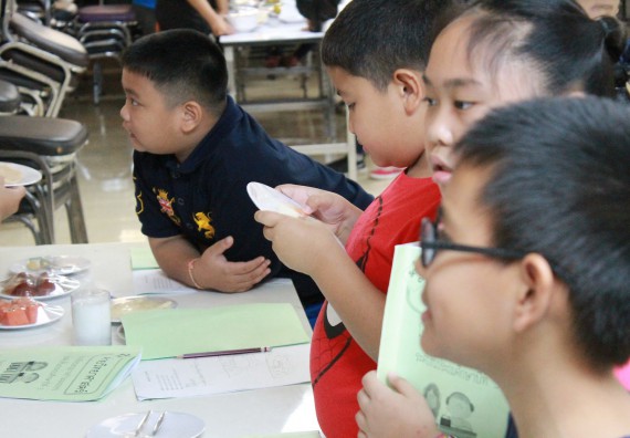 ภาพกิจกรรม คณะวิทยาศาสตร์และเทคโนโลยี จัดกิจกรรมค่ายวิทยาศาสตร์โรงเรียนอนุบาลกำแพงเพชร