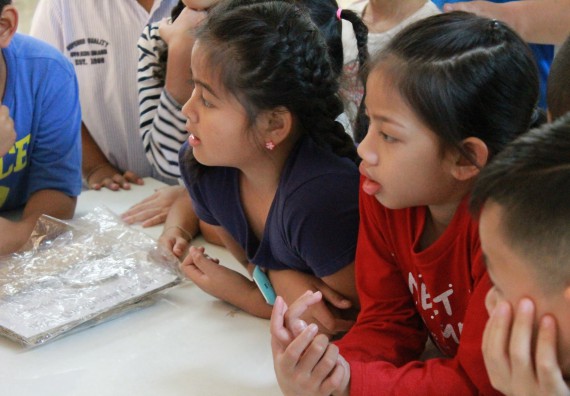 ภาพกิจกรรม คณะวิทยาศาสตร์และเทคโนโลยี จัดกิจกรรมค่ายวิทยาศาสตร์โรงเรียนอนุบาลกำแพงเพชร