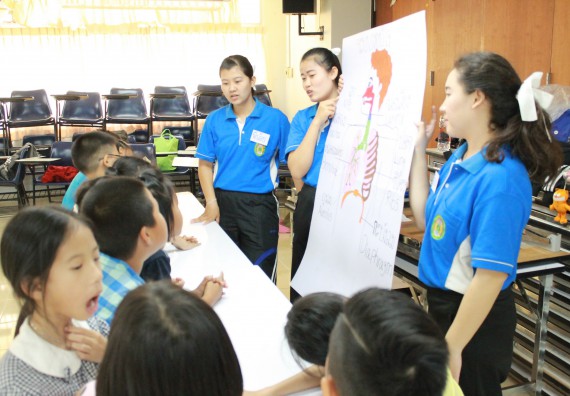 ภาพกิจกรรม คณะวิทยาศาสตร์และเทคโนโลยี จัดกิจกรรมค่ายวิทยาศาสตร์โรงเรียนอนุบาลกำแพงเพชร