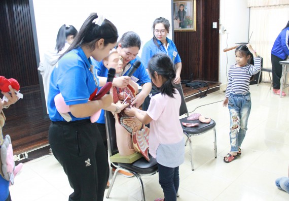 ภาพกิจกรรม คณะวิทยาศาสตร์และเทคโนโลยี จัดกิจกรรมค่ายวิทยาศาสตร์โรงเรียนอนุบาลกำแพงเพชร