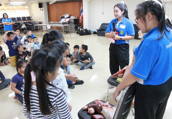 ภาพกิจกรรม คณะวิทยาศาสตร์และเทคโนโลยี จัดกิจกรรมค่ายวิทยาศาสตร์โรงเรียนอนุบาลกำแพงเพชร