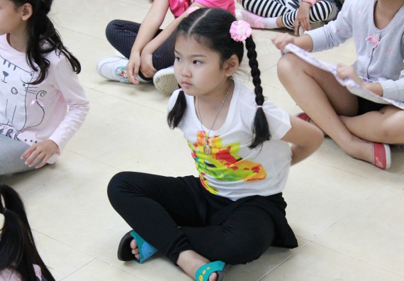 ภาพกิจกรรม คณะวิทยาศาสตร์และเทคโนโลยี จัดกิจกรรมค่ายวิทยาศาสตร์โรงเรียนอนุบาลกำแพงเพชร