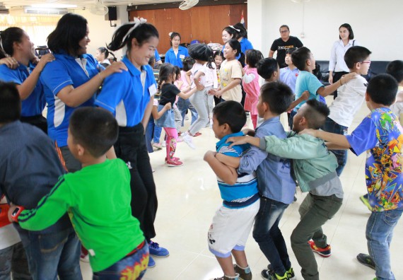 ภาพกิจกรรม คณะวิทยาศาสตร์และเทคโนโลยี จัดกิจกรรมค่ายวิทยาศาสตร์โรงเรียนอนุบาลกำแพงเพชร