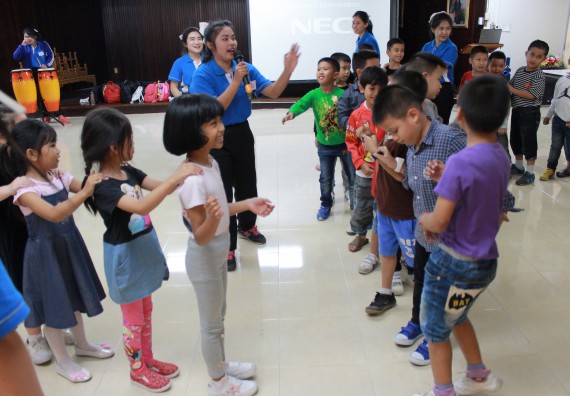 ภาพกิจกรรม คณะวิทยาศาสตร์และเทคโนโลยี จัดกิจกรรมค่ายวิทยาศาสตร์โรงเรียนอนุบาลกำแพงเพชร