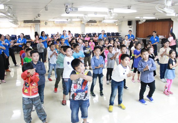 ภาพกิจกรรม คณะวิทยาศาสตร์และเทคโนโลยี จัดกิจกรรมค่ายวิทยาศาสตร์โรงเรียนอนุบาลกำแพงเพชร