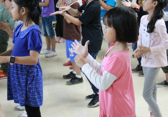 ภาพกิจกรรม คณะวิทยาศาสตร์และเทคโนโลยี จัดกิจกรรมค่ายวิทยาศาสตร์โรงเรียนอนุบาลกำแพงเพชร