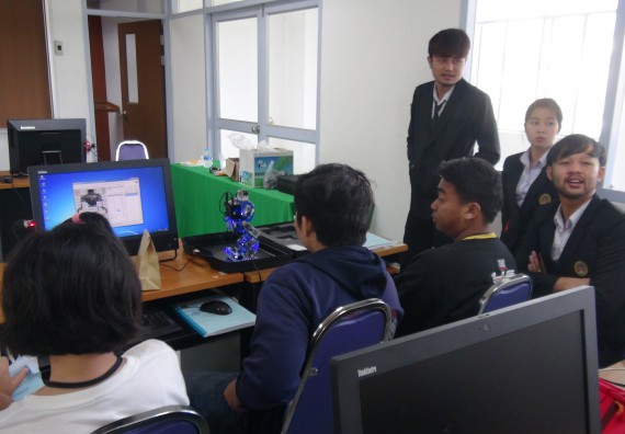 ภาพกิจกรรม โปรแกรมวิชาวิทยาการคอมพิวเตอร์ จัดโครงการสัมมนาทางด้านคอมพิวเตอร์และเทคโนโลยีสารสนเทศ เรื่อง เทคโนโลยีนวัตกรรมหุ่นยนต์สำหรับนักศึกษาเพื่อความพร้อมก้าวสู่ศตวรรษที่ 21