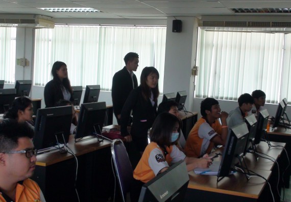 ภาพกิจกรรม โปรแกรมวิชาวิทยาการคอมพิวเตอร์ จัดโครงการสัมมนาทางด้านคอมพิวเตอร์และเทคโนโลยีสารสนเทศ เรื่อง เทคโนโลยีนวัตกรรมหุ่นยนต์สำหรับนักศึกษาเพื่อความพร้อมก้าวสู่ศตวรรษที่ 21