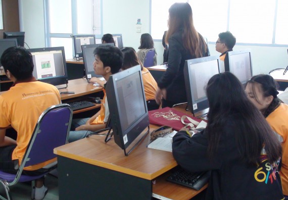 ภาพกิจกรรม โปรแกรมวิชาวิทยาการคอมพิวเตอร์ จัดโครงการสัมมนาทางด้านคอมพิวเตอร์และเทคโนโลยีสารสนเทศ เรื่อง เทคโนโลยีนวัตกรรมหุ่นยนต์สำหรับนักศึกษาเพื่อความพร้อมก้าวสู่ศตวรรษที่ 21