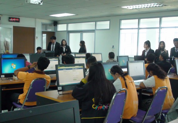 ภาพกิจกรรม โปรแกรมวิชาวิทยาการคอมพิวเตอร์ จัดโครงการสัมมนาทางด้านคอมพิวเตอร์และเทคโนโลยีสารสนเทศ เรื่อง เทคโนโลยีนวัตกรรมหุ่นยนต์สำหรับนักศึกษาเพื่อความพร้อมก้าวสู่ศตวรรษที่ 21