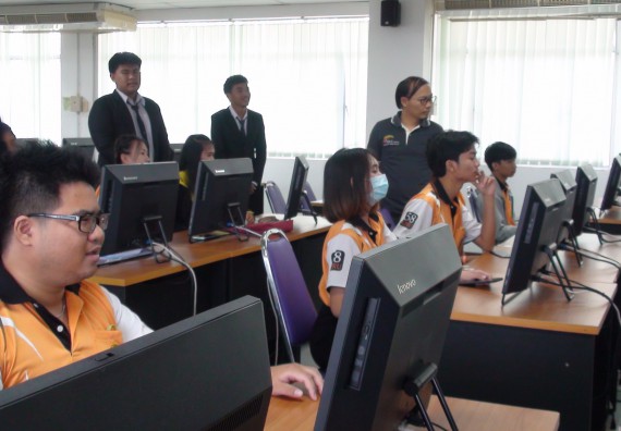 ภาพกิจกรรม โปรแกรมวิชาวิทยาการคอมพิวเตอร์ จัดโครงการสัมมนาทางด้านคอมพิวเตอร์และเทคโนโลยีสารสนเทศ เรื่อง เทคโนโลยีนวัตกรรมหุ่นยนต์สำหรับนักศึกษาเพื่อความพร้อมก้าวสู่ศตวรรษที่ 21