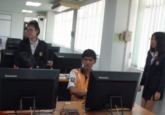 ภาพกิจกรรม โปรแกรมวิชาวิทยาการคอมพิวเตอร์ จัดโครงการสัมมนาทางด้านคอมพิวเตอร์และเทคโนโลยีสารสนเทศ เรื่อง เทคโนโลยีนวัตกรรมหุ่นยนต์สำหรับนักศึกษาเพื่อความพร้อมก้าวสู่ศตวรรษที่ 21