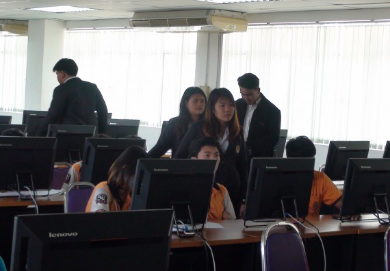 ภาพกิจกรรม โปรแกรมวิชาวิทยาการคอมพิวเตอร์ จัดโครงการสัมมนาทางด้านคอมพิวเตอร์และเทคโนโลยีสารสนเทศ เรื่อง เทคโนโลยีนวัตกรรมหุ่นยนต์สำหรับนักศึกษาเพื่อความพร้อมก้าวสู่ศตวรรษที่ 21