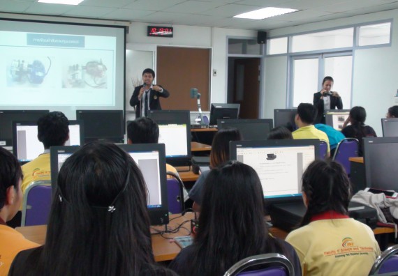ภาพกิจกรรม โปรแกรมวิชาวิทยาการคอมพิวเตอร์ จัดโครงการสัมมนาทางด้านคอมพิวเตอร์และเทคโนโลยีสารสนเทศ เรื่อง เทคโนโลยีนวัตกรรมหุ่นยนต์สำหรับนักศึกษาเพื่อความพร้อมก้าวสู่ศตวรรษที่ 21