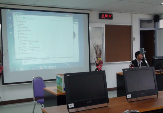 ภาพกิจกรรม โปรแกรมวิชาวิทยาการคอมพิวเตอร์ จัดโครงการสัมมนาทางด้านคอมพิวเตอร์และเทคโนโลยีสารสนเทศ เรื่อง เทคโนโลยีนวัตกรรมหุ่นยนต์สำหรับนักศึกษาเพื่อความพร้อมก้าวสู่ศตวรรษที่ 21