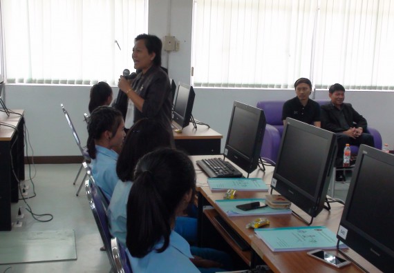 ภาพกิจกรรม โปรแกรมวิชาวิทยาการคอมพิวเตอร์ จัดโครงการสัมมนาทางด้านคอมพิวเตอร์และเทคโนโลยีสารสนเทศ เรื่อง เทคโนโลยีนวัตกรรมหุ่นยนต์สำหรับนักศึกษาเพื่อความพร้อมก้าวสู่ศตวรรษที่ 21