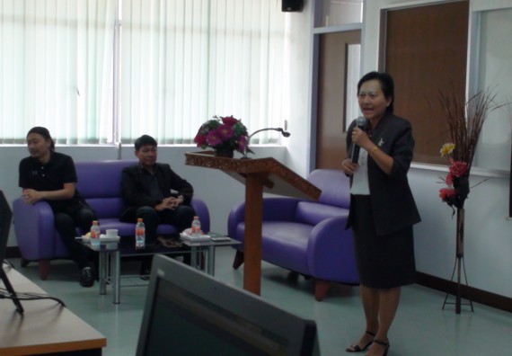 ภาพกิจกรรม โปรแกรมวิชาวิทยาการคอมพิวเตอร์ จัดโครงการสัมมนาทางด้านคอมพิวเตอร์และเทคโนโลยีสารสนเทศ เรื่อง เทคโนโลยีนวัตกรรมหุ่นยนต์สำหรับนักศึกษาเพื่อความพร้อมก้าวสู่ศตวรรษที่ 21