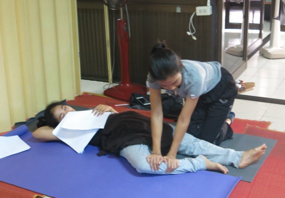 ภาพกิจกรรม โปรแกรมวิชาสาธารณสุขศาสตร์ อบรมการนวดตัวเพื่อสุขภาพ