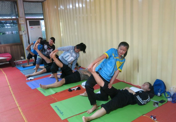 ภาพกิจกรรม โปรแกรมวิชาสาธารณสุขศาสตร์ อบรมการนวดตัวเพื่อสุขภาพ