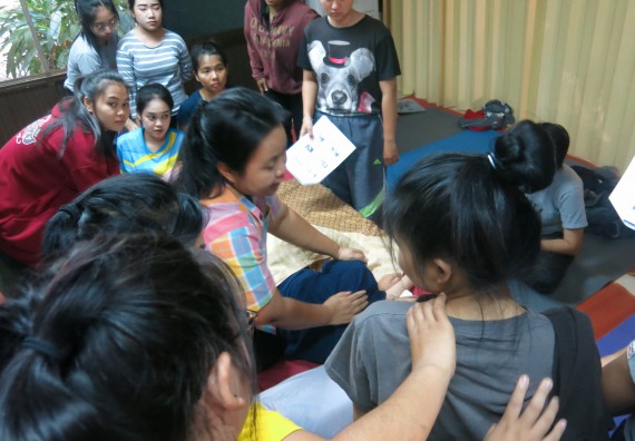 ภาพกิจกรรม โปรแกรมวิชาสาธารณสุขศาสตร์ อบรมการนวดตัวเพื่อสุขภาพ