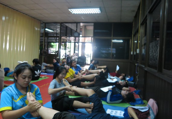 ภาพกิจกรรม โปรแกรมวิชาสาธารณสุขศาสตร์ อบรมการนวดตัวเพื่อสุขภาพ