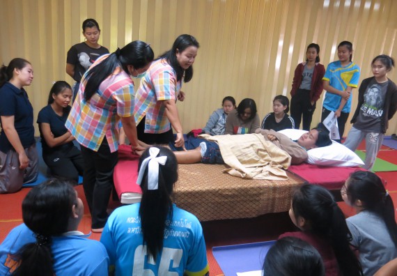 ภาพกิจกรรม โปรแกรมวิชาสาธารณสุขศาสตร์ อบรมการนวดตัวเพื่อสุขภาพ