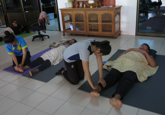 ภาพกิจกรรม โปรแกรมวิชาสาธารณสุขศาสตร์ อบรมการนวดตัวเพื่อสุขภาพ