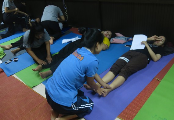 ภาพกิจกรรม โปรแกรมวิชาสาธารณสุขศาสตร์ อบรมการนวดตัวเพื่อสุขภาพ