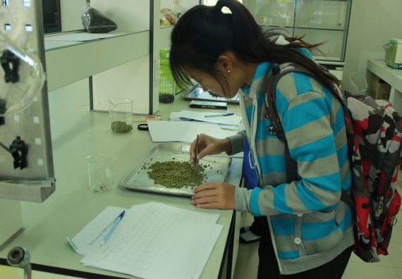 ภาพกิจกรรม โปรแกรมวิชาวิทยาศาสตร์และเทคโนโลยีการอาหาร จัดโครงการอบรมเชิงปฏิบัติการเรื่อง อาหารปลอดภัย