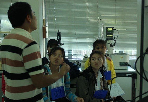 ภาพกิจกรรม โปรแกรมวิชาวิทยาศาสตร์และเทคโนโลยีการอาหาร จัดโครงการอบรมเชิงปฏิบัติการเรื่อง อาหารปลอดภัย