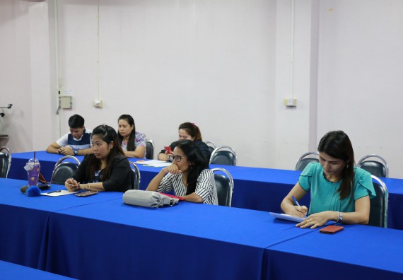 ภาพกิจกรรม คณะวิทยาศาสตร์และเทคโนโลยี จัดการประชุม เรื่อง การจัดค่ายวิทยาศาสตร์