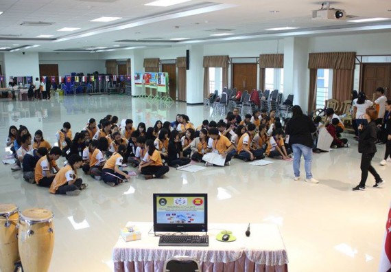 ภาพกิจกรรม โปรแกรมวิชาเคมี เข้าร่วมกิจกรรม ASEAN Day 2018