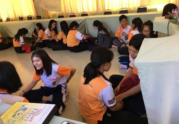 ภาพกิจกรรม โปรแกรมวิชาเคมี จัดกิจกรรมพัฒนาจิตวิญญาณความเป็นครูสู่การเป็นครูมืออาชีพ สาขาเคมี (ค.บ.)