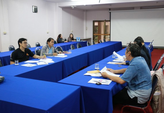 ภาพกิจกรรม คณะวิทยาศาสตร์และเทคโนโลยี จัดการประชุม เรื่อง การจัดทำระบบควบคุมคุณภาพและมาตรฐานสินค้าสิ่งบ่งชี้ทาง ภูมิศาสตร์ไทย (Internal Control)