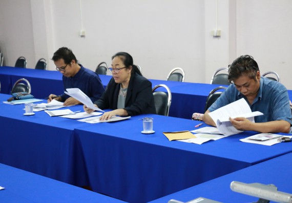 ภาพกิจกรรม คณะวิทยาศาสตร์และเทคโนโลยี จัดการประชุม เรื่อง การจัดทำระบบควบคุมคุณภาพและมาตรฐานสินค้าสิ่งบ่งชี้ทาง ภูมิศาสตร์ไทย (Internal Control)