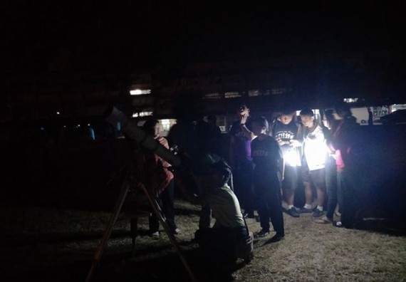 ภาพกิจกรรม โรงเรียนคลองลานวิทยา จัดกิจกรรมค่ายวิทยาศาสตร์ ตอนค้นฟ้าหาดาว ปี 5