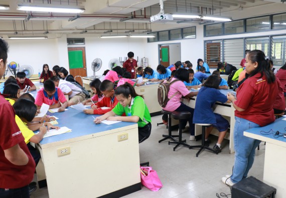 ภาพกิจกรรม สำนักประกันคุณภาพการศึกษา ร่วมมือกับ คณะวิทยาศาสตร์และเทคโนโลยี จัดกิจกรรม