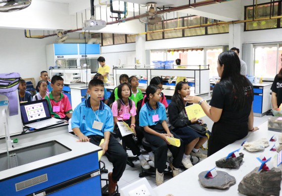 ภาพกิจกรรม สำนักประกันคุณภาพการศึกษา ร่วมมือกับ คณะวิทยาศาสตร์และเทคโนโลยี จัดกิจกรรม
