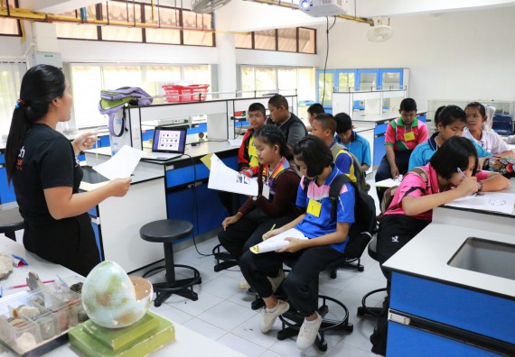 ภาพกิจกรรม สำนักประกันคุณภาพการศึกษา ร่วมมือกับ คณะวิทยาศาสตร์และเทคโนโลยี จัดกิจกรรม