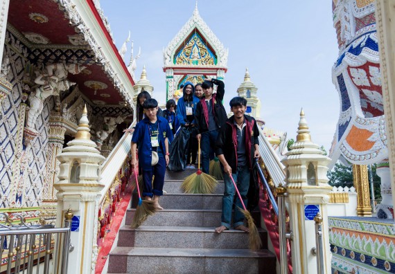 ภาพกิจกรรม คณะวิทยาศาสตร์และเทคโนโลยี จัดโครงการค่ายอาสาบำเพ็ญประโยชน์ส่งเสริมสุขภาพ เสริมสร้างคุณธรรมจริยธรรม และบูรณาการเรียนรู้เพื่อทำนุบำรุงศิลปวัฒนธรรม ครั้งที่ 4